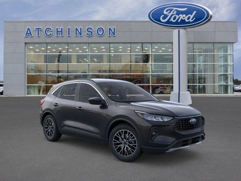 New 2026 Ford Escape SE image 7