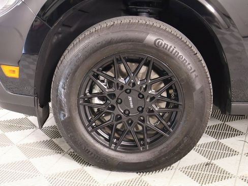 Used 2025 Ford Maverick XL image 16