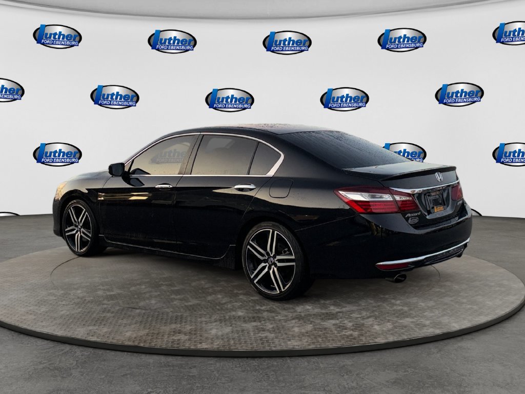 Used 2016 Honda Accord Sport image 3