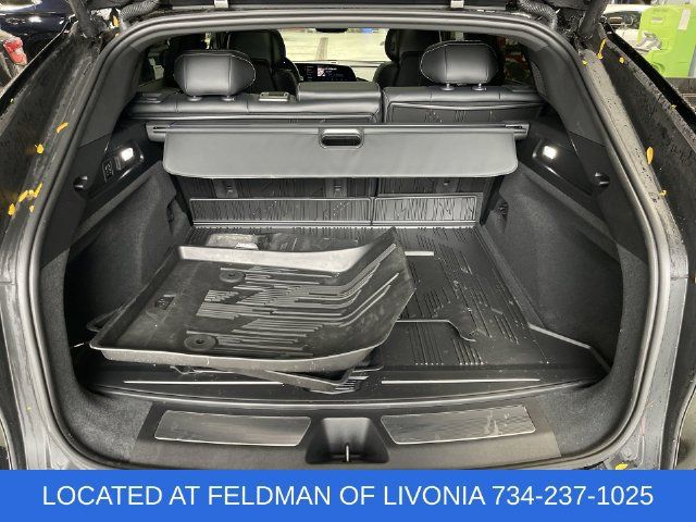 Used 2024 Cadillac Lyriq Luxury w/ LPO, Floor Liner Package AWD/4WD image 27