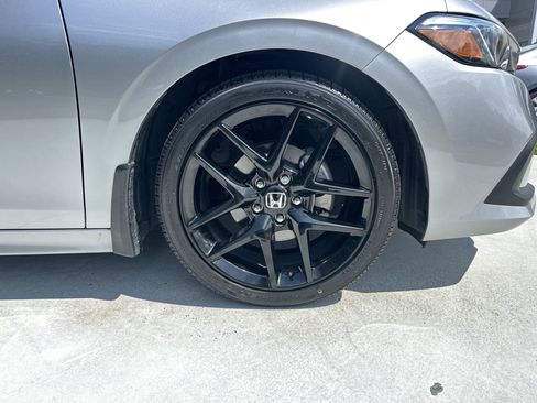 Used 2024 Honda Civic Sport image 13