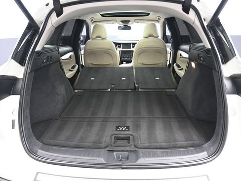 Used 2019 INFINITI QX50 Luxe w/ Navigation Package FWD image 47