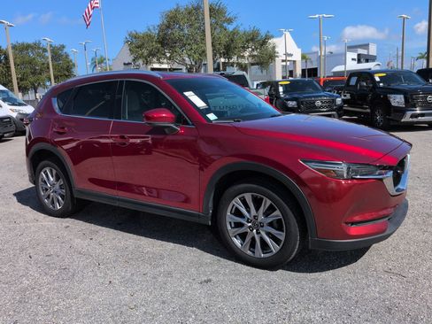 Used 2019 MAZDA CX-5 Grand Touring FWD image 2
