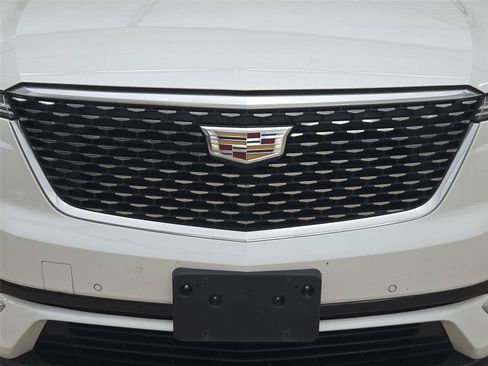 Used 2023 Cadillac XT6 Luxury FWD image 6