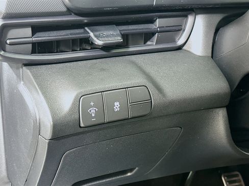 New 2026 Hyundai Elantra SEL Sport Premium FWD image 10