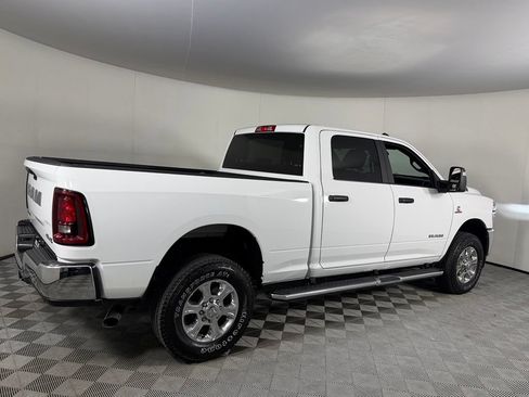Used 2026 RAM 2500 Big Horn AWD/4WD image 6