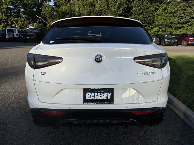 New 2026 Alfa Romeo Stelvio Sprint w/ Convenience Package AWD/4WD image 16