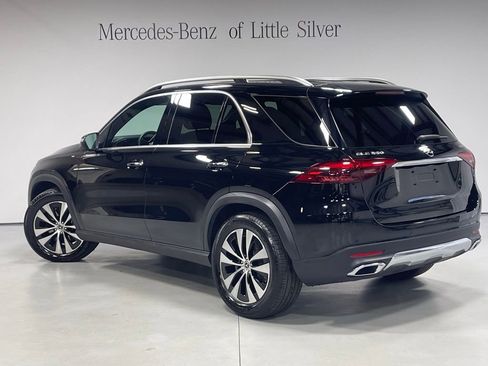 Used 2025 Mercedes-Benz GLE 350 4MATIC image 3