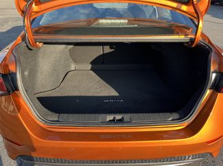 Used 2022 Nissan Sentra SR video 3