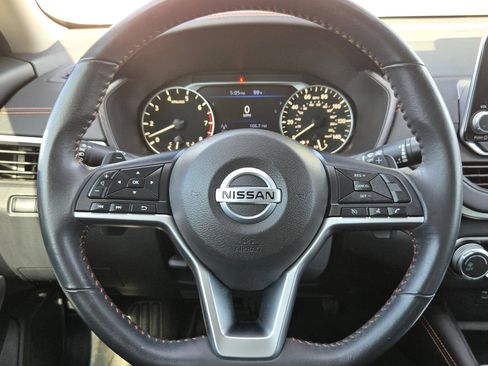Used 2022 Nissan Altima 2.5 SR AWD/4WD image 21