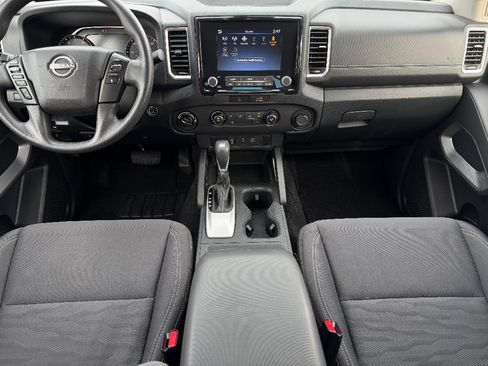 Used 2023 Nissan Frontier SV w/ Technology Package image 10
