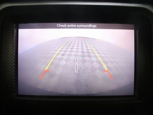 Used 2018 Jeep Wrangler Unlimited Sport S image 3