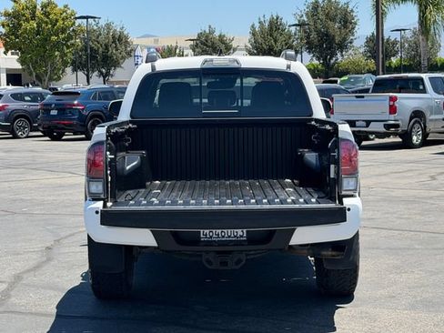 Used 2021 Toyota Tacoma TRD Pro AWD/4WD image 6