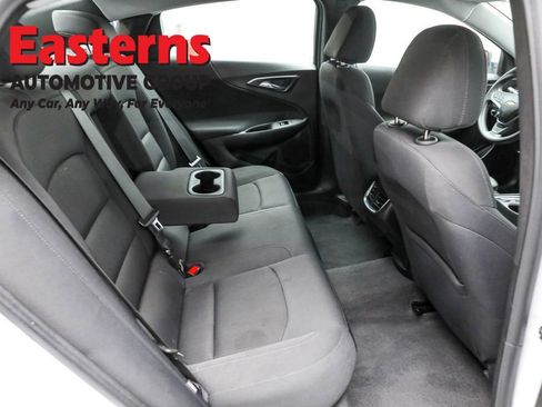 Used 2023 Chevrolet Malibu LT image 23