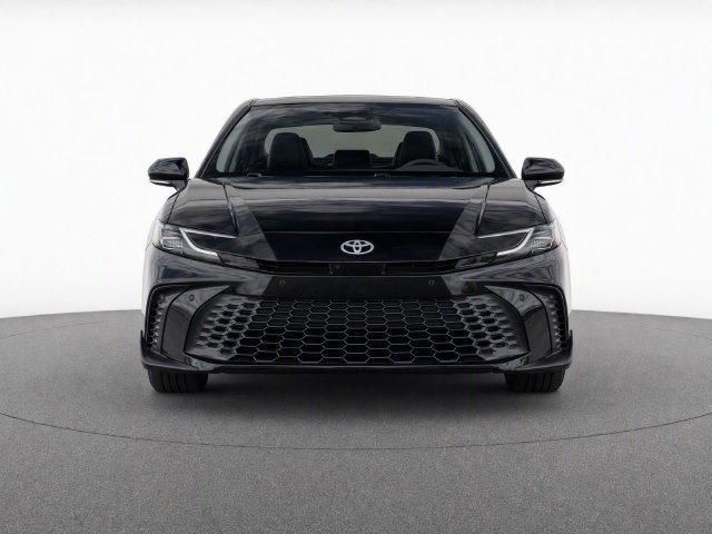 Used 2026 Toyota Camry SE FWD image 5