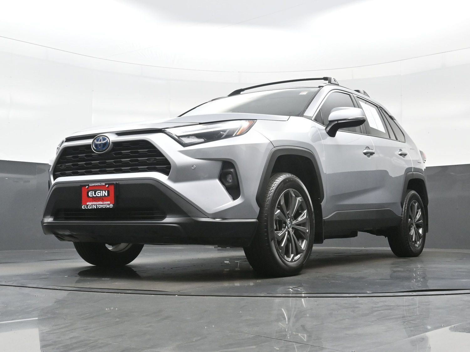 Used 2024 Toyota RAV4 XLE Premium w/ Weather Package AWD/4WD image 30