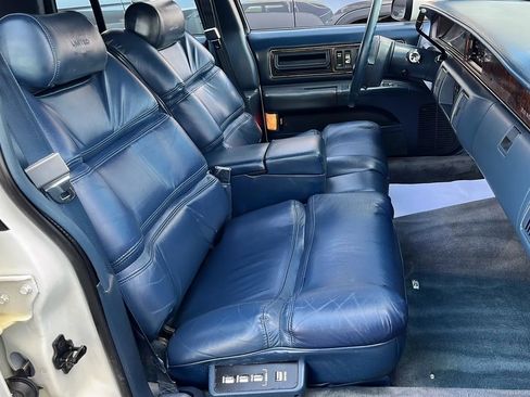 Used 1992 Buick Roadmaster Limited image 20