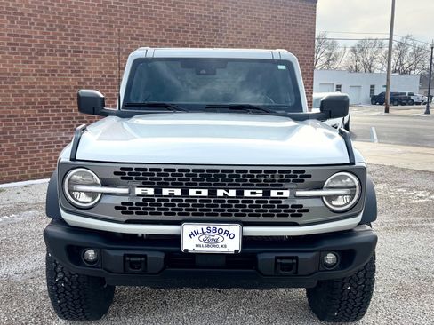 New 2026 Ford Bronco Badlands w/ Sasquatch Package image 16