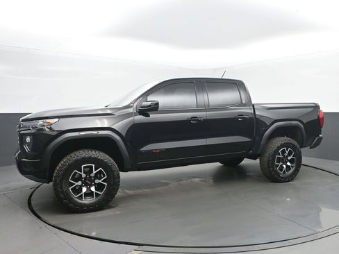 Used 2024 GMC Canyon AT4X image 2