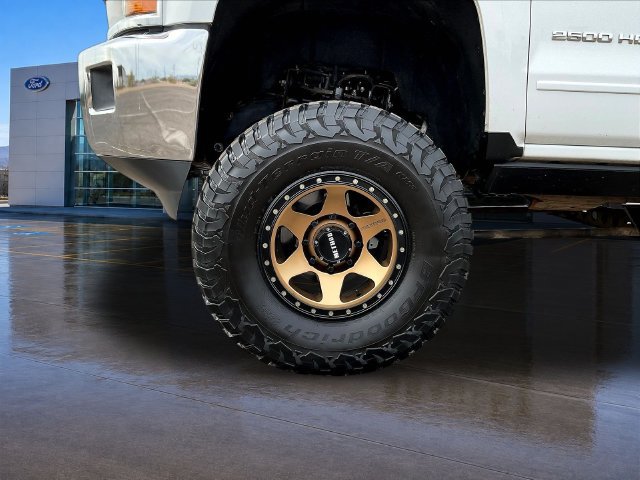 Used 2016 Chevrolet Silverado 2500 LT w/ LT Convenience Package AWD/4WD image 34