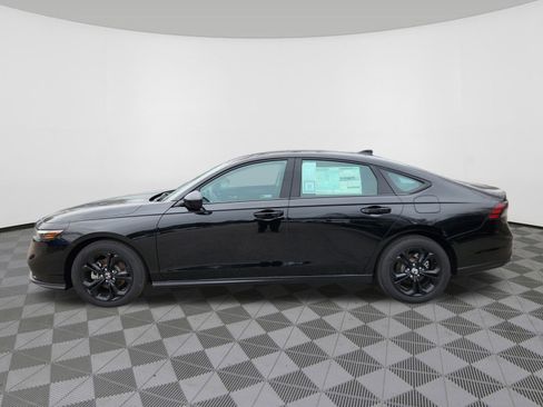 New 2025 Honda Accord SE image 5