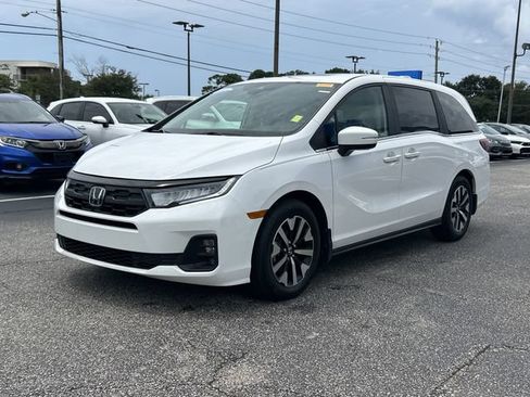 Certified 2026 Honda Odyssey EX-L image 8