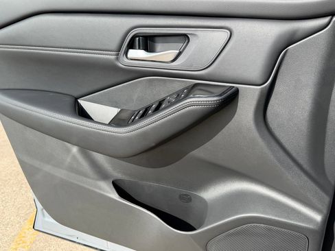 New 2026 Nissan Rogue Dark Armor FWD image 19