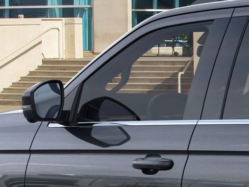 New 2025 Ford Expedition Active image 20