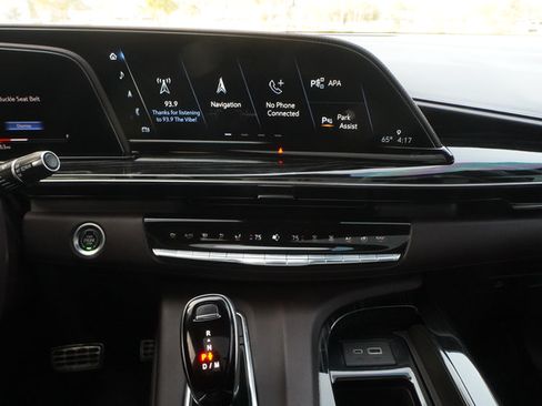 Used 2023 Cadillac Escalade V AWD/4WD image 17