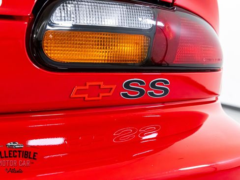 Used 2002 Chevrolet Camaro Z28 w/ SS Performance/Appearance Pkg image 61