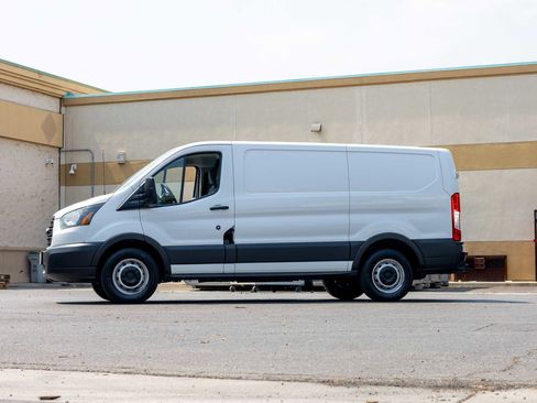 Used 2016 Ford Transit 150 130 Low Roof image 4