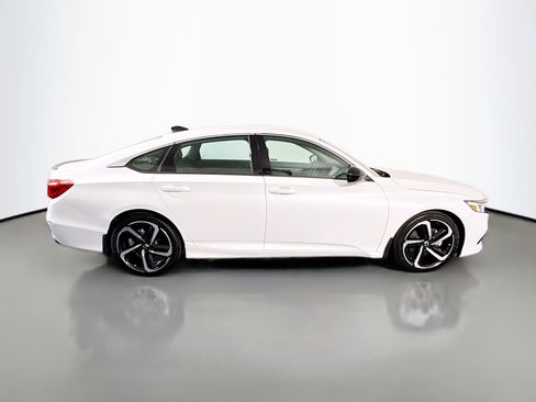 Used 2022 Honda Accord Sport Special Edition image 11