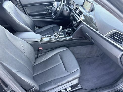 Used 2016 BMW 320i Sedan RWD image 8