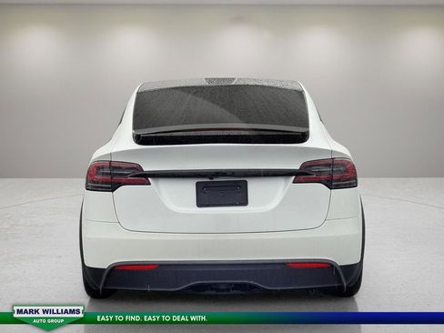 Used 2023 Tesla Model X image 5