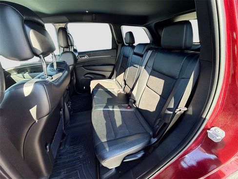 Used 2021 Jeep Grand Cherokee Laredo X image 26