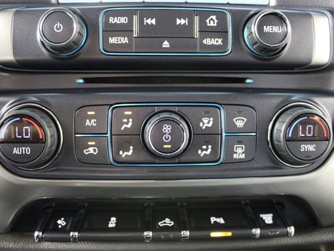 Used 2019 Chevrolet Silverado 3500 LTZ w/ Duramax Plus Package image 28