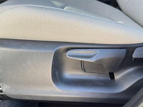 New 2026 Toyota Corolla Cross L image 11