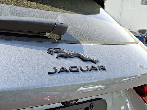 Certified 2025 Jaguar F-PACE R-Dynamic S image 29