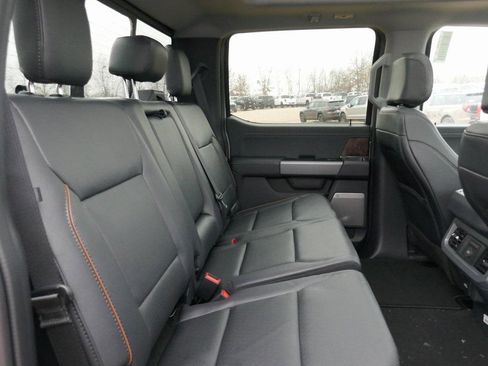 New 2026 Ford F250 Lariat w/ Black Appearance Package image 12