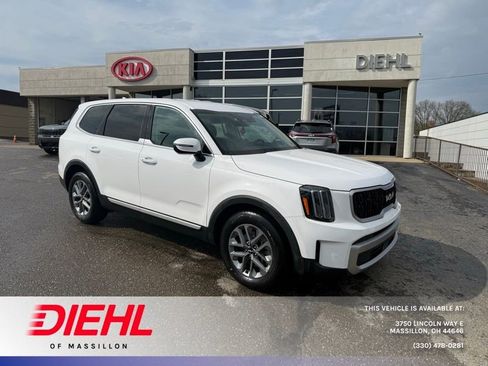 Certified 2023 Kia Telluride LX image 1