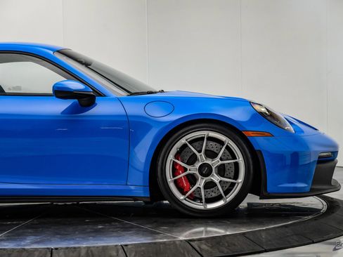 Used 2022 Porsche 911 GT3 image 29