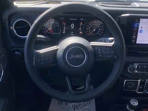 New 2025 Jeep Gladiator Sport image 36