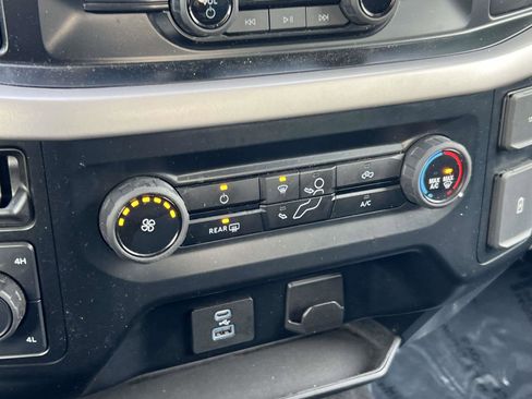 Used 2023 Ford F150 XLT image 15