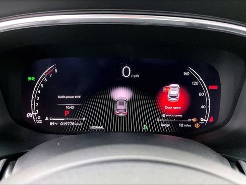 Certified 2025 Acura MDX FWD image 27