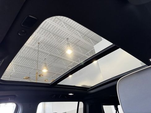 Certified 2024 Chevrolet Suburban Premier w/ Max Trailering Package image 6