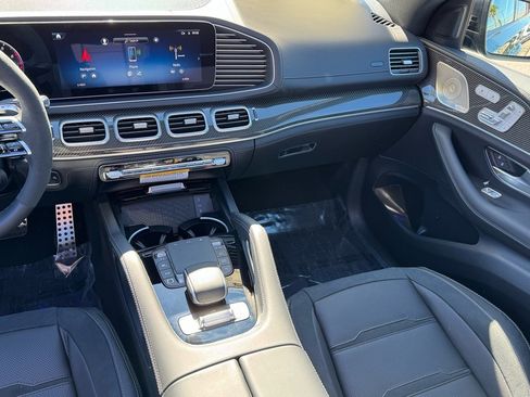 New 2026 Mercedes-Benz GLE 53 AMG 4MATIC Coupe image 17