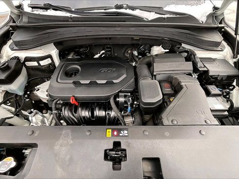 Used 2020 Hyundai Santa Fe Limited image 28