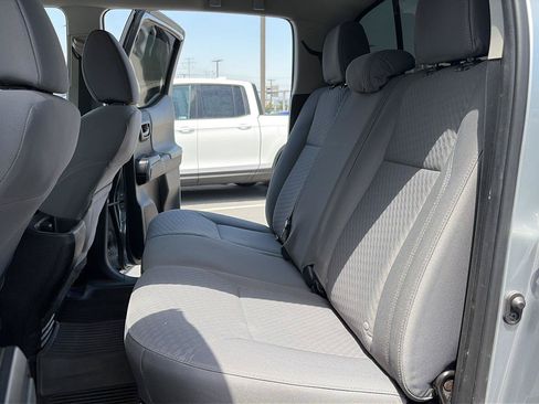 Used 2021 Toyota Tacoma SR RWD image 29