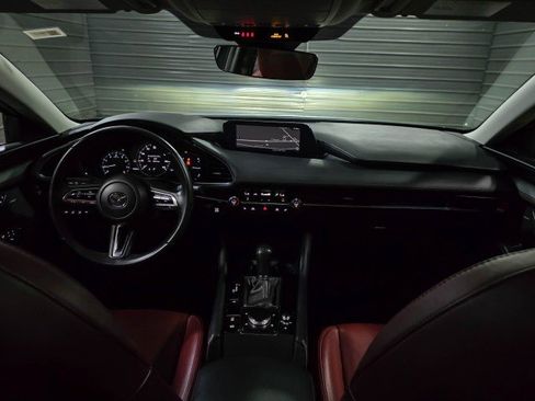 Used 2022 MAZDA MAZDA3 s FWD image 11