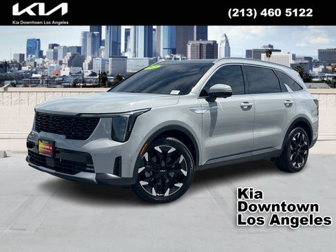 Certified 2025 Kia Sorento SX FWD image 1
